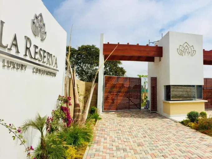 La Reserva Luxury
